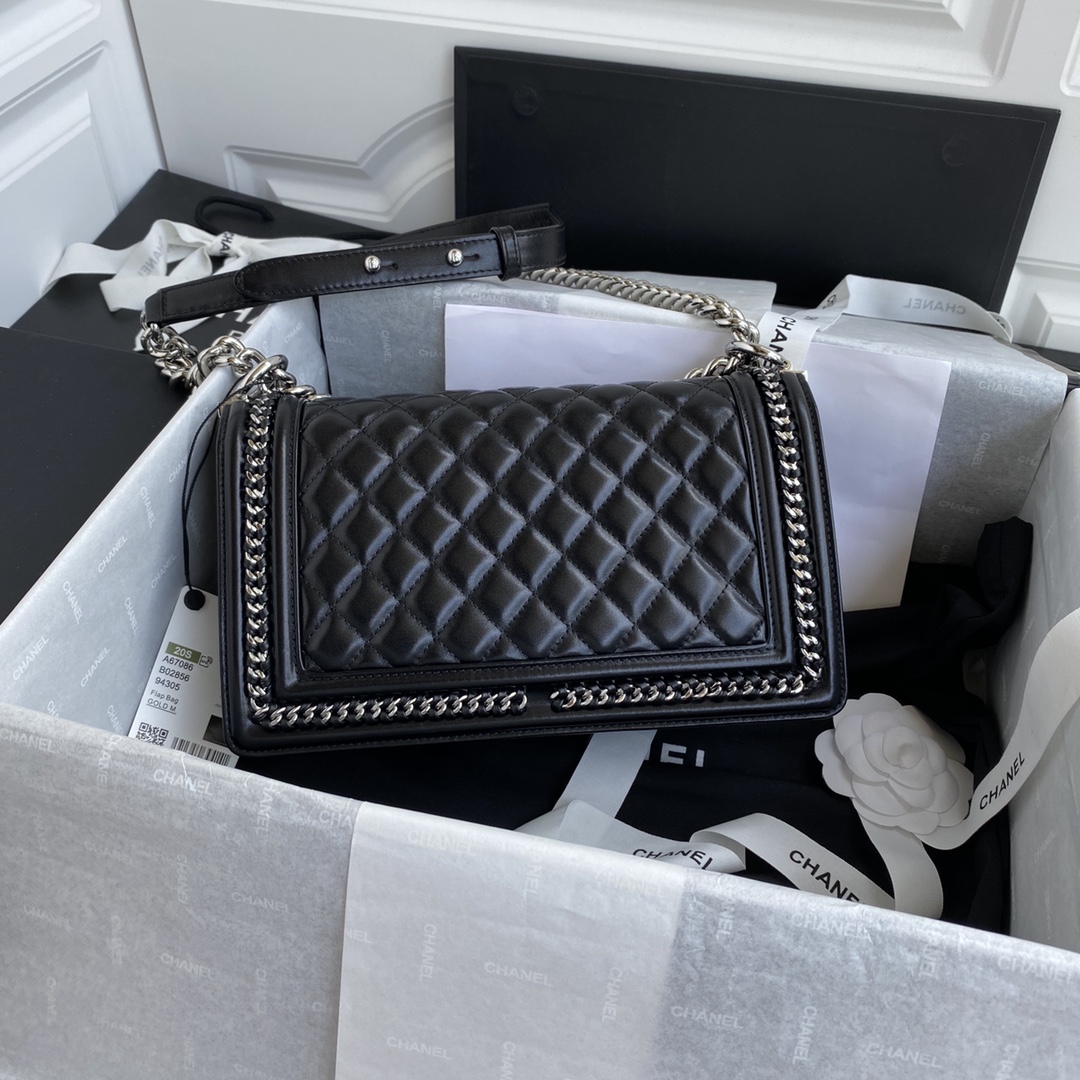 Ch**el small chevron boy bag silver a67085 12 x 20 x 8.5 cm