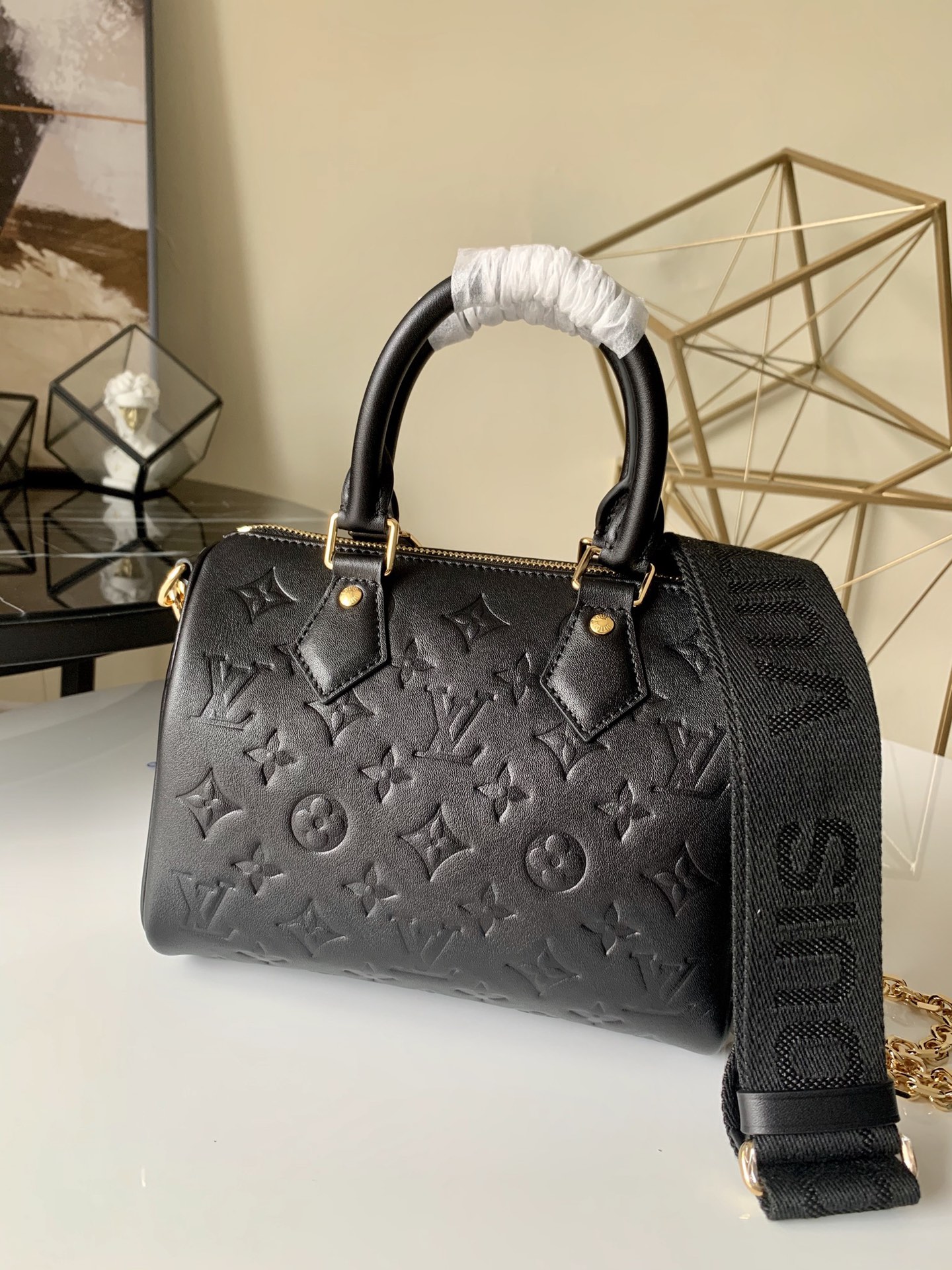 l0vis Vvtt0n speedy bandouliÈre 22 m58631 22 x 19 x 13 cm