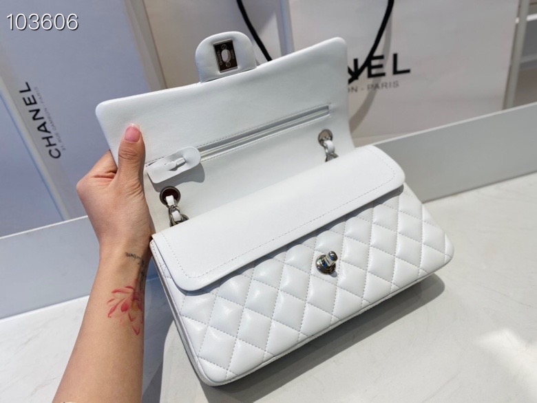 Ch**el flap bag white & silver chain a01112 25cm