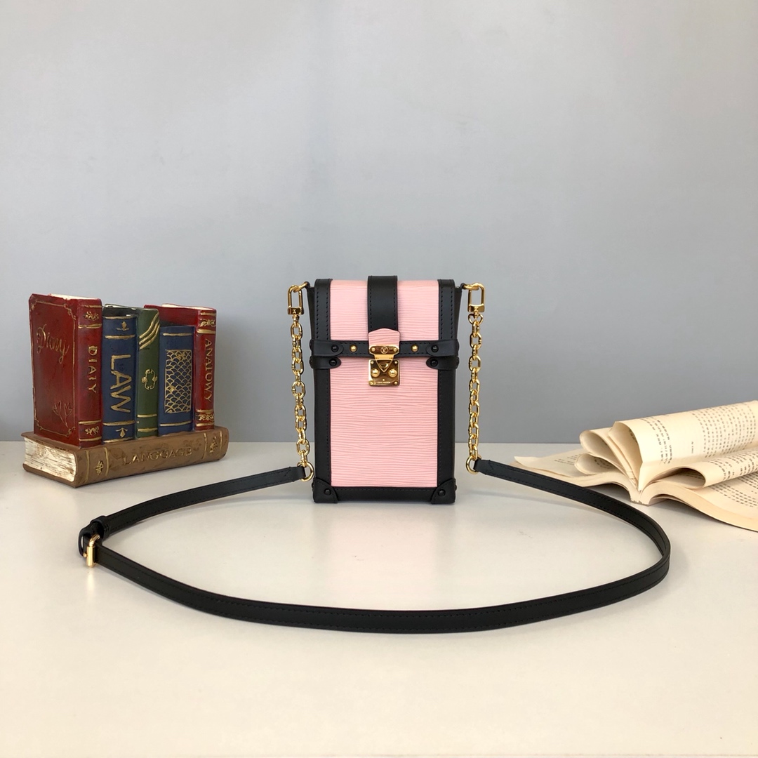 l0vis Vvtt0n vertical trunk pochette epi leather in rose ballerine m67872 11.0 x 17.5 x 3.5 cm