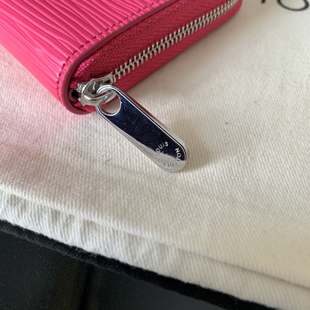 l0vis Vvtt0n zippy coin purse epi leather rose red m68759 11 x 8.5 x 2 cm
