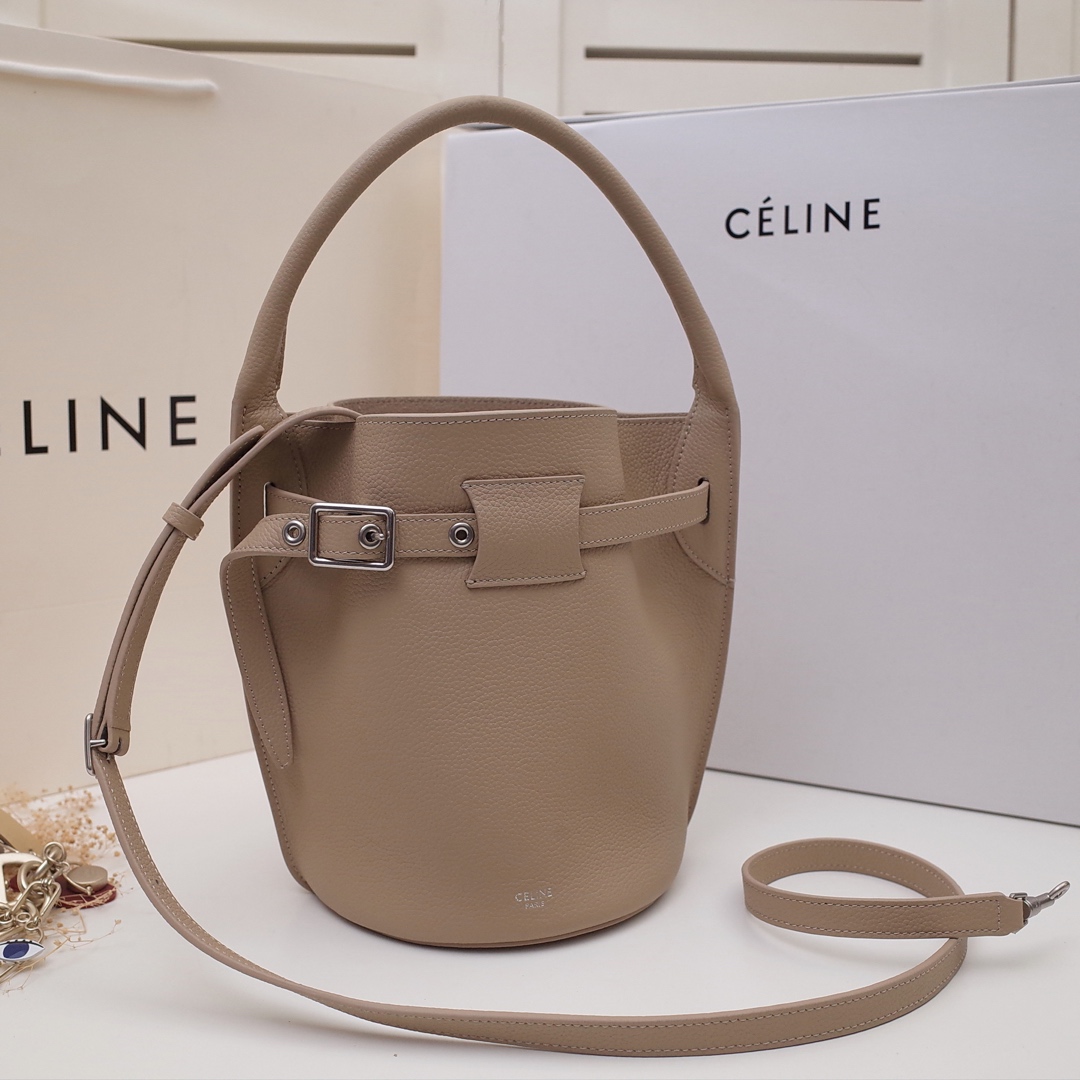 Ce1i*e big bag nano bucket in smooth calfskin dune 187243a4t 21 x 15 x 15 cm