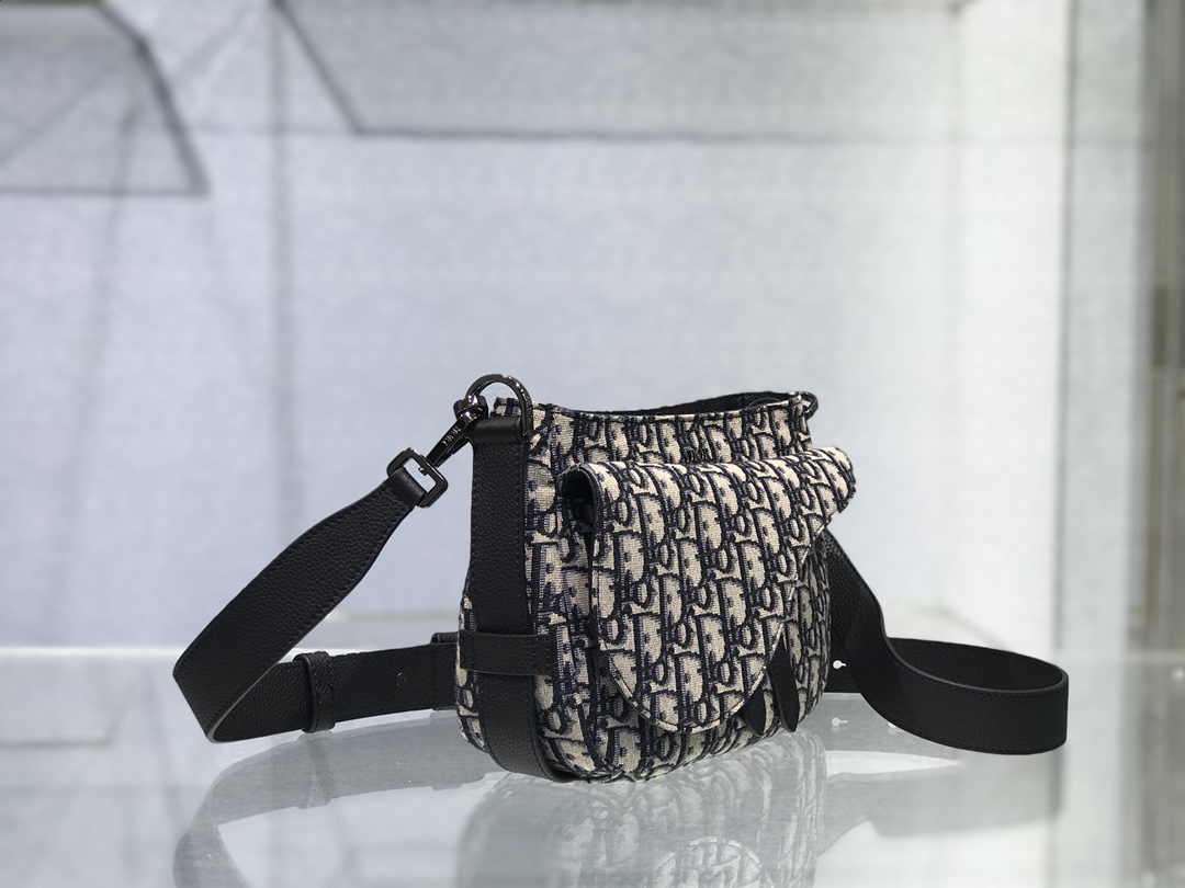 D10r mini saddle soft bag beige and black D10r oblique jacquard 1adho003yky 24 cm