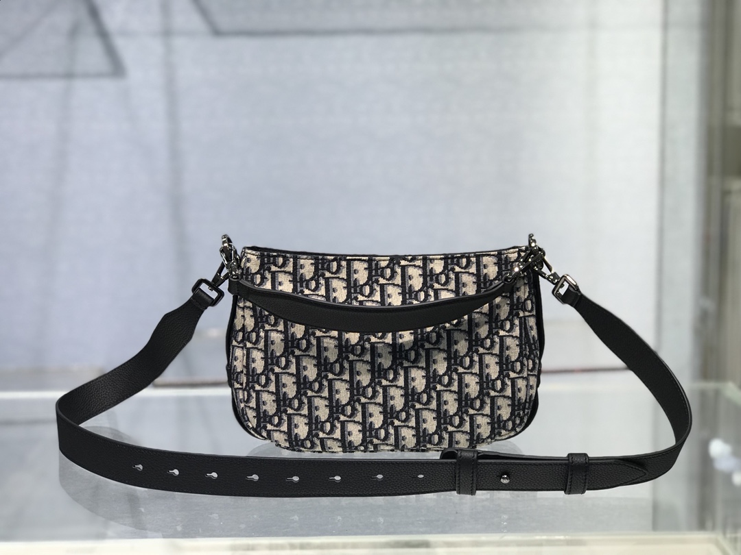 D10r mini saddle soft bag beige and black D10r oblique jacquard 1adho003yky 24 cm