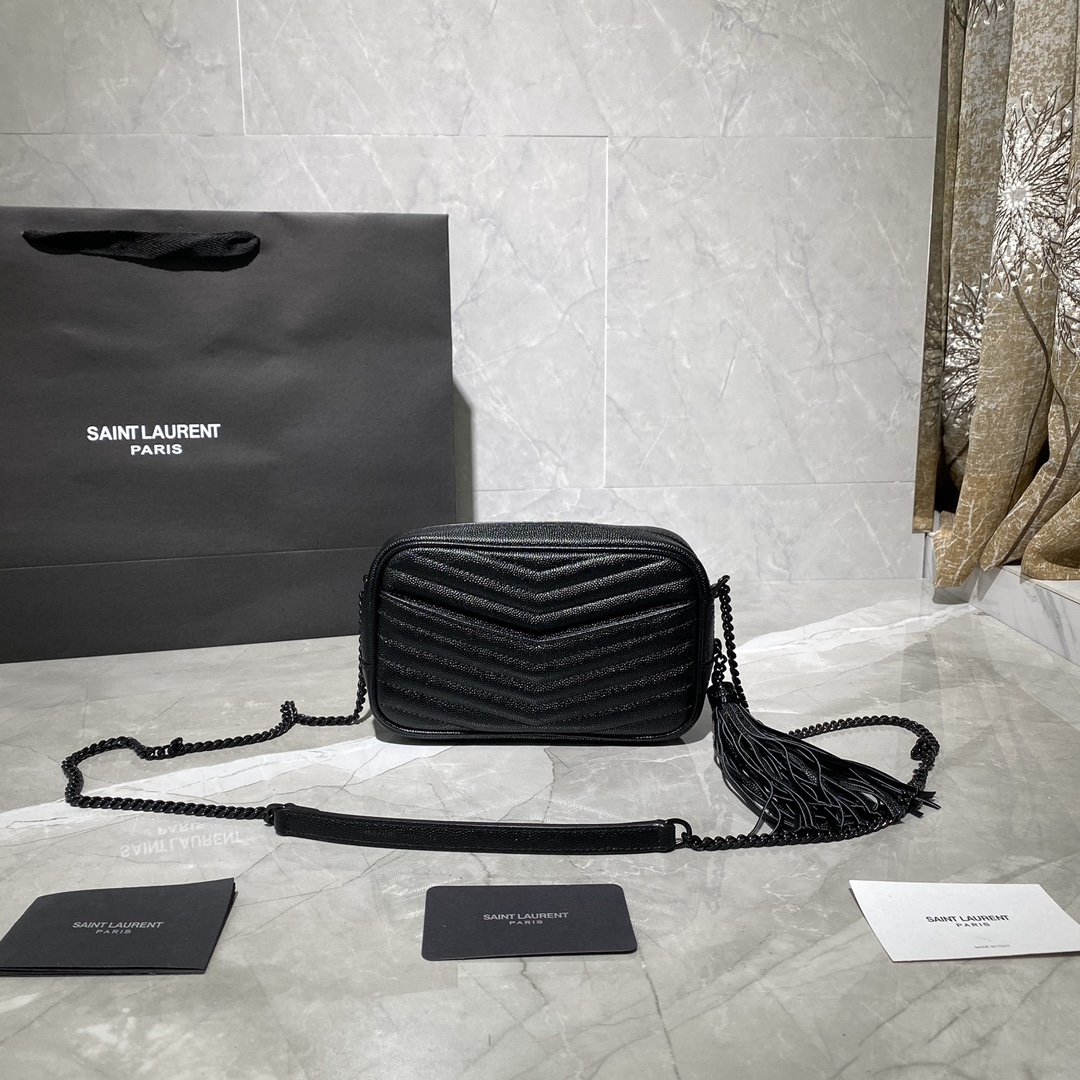 Y51 lou mini bag in quilted grain de poudre embossed leather black 6125791 18 × 10 × 5 cm