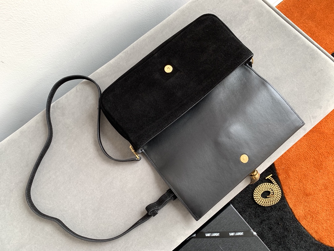 Y51 kate 99 with tassel in suede black 6042760 26 x 13.5 x 4.5 cm
