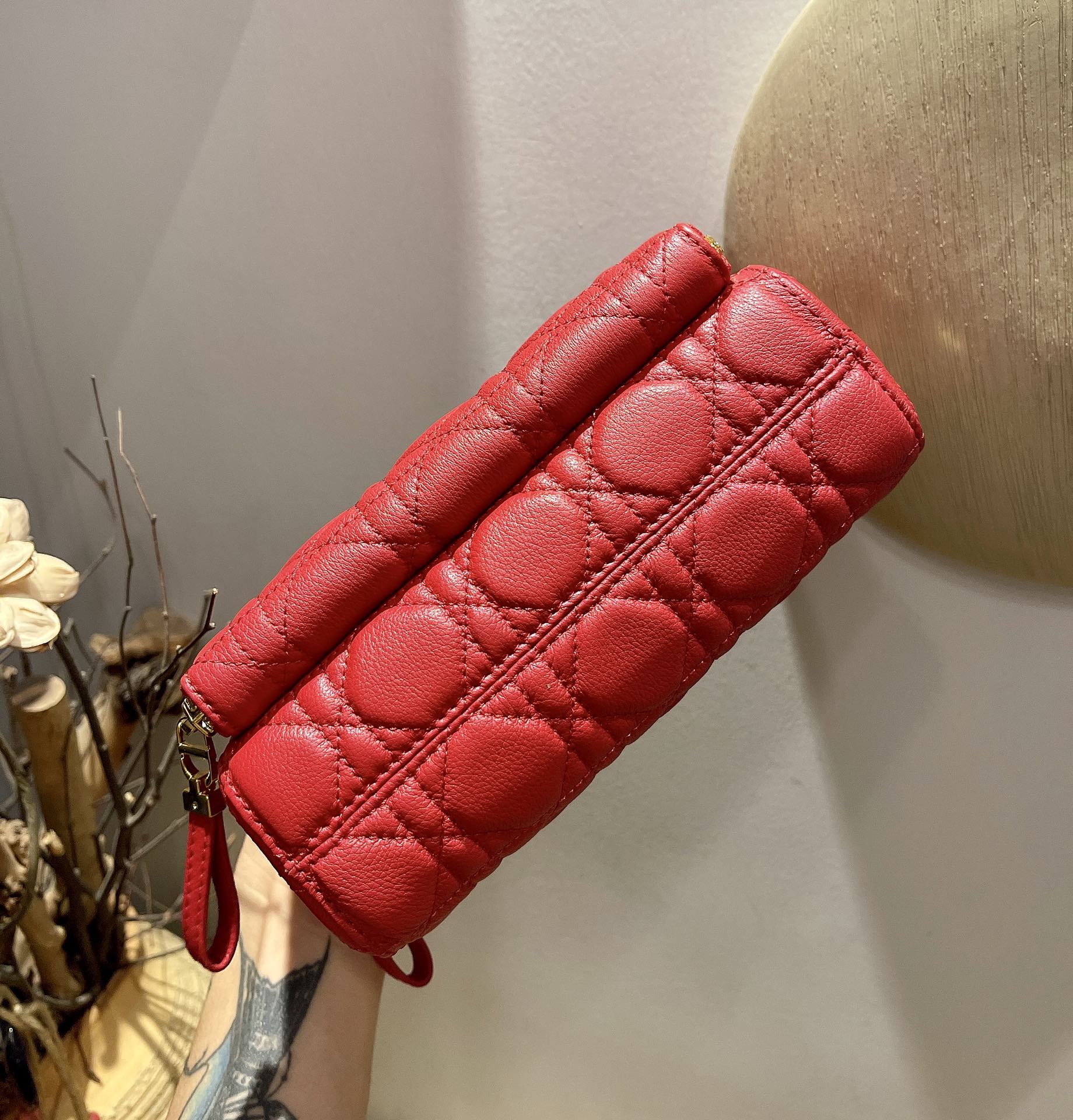d10r caro double pouch S*pple cannage calfskin red s5037uwhc 19 x 10.5 x 5 cm