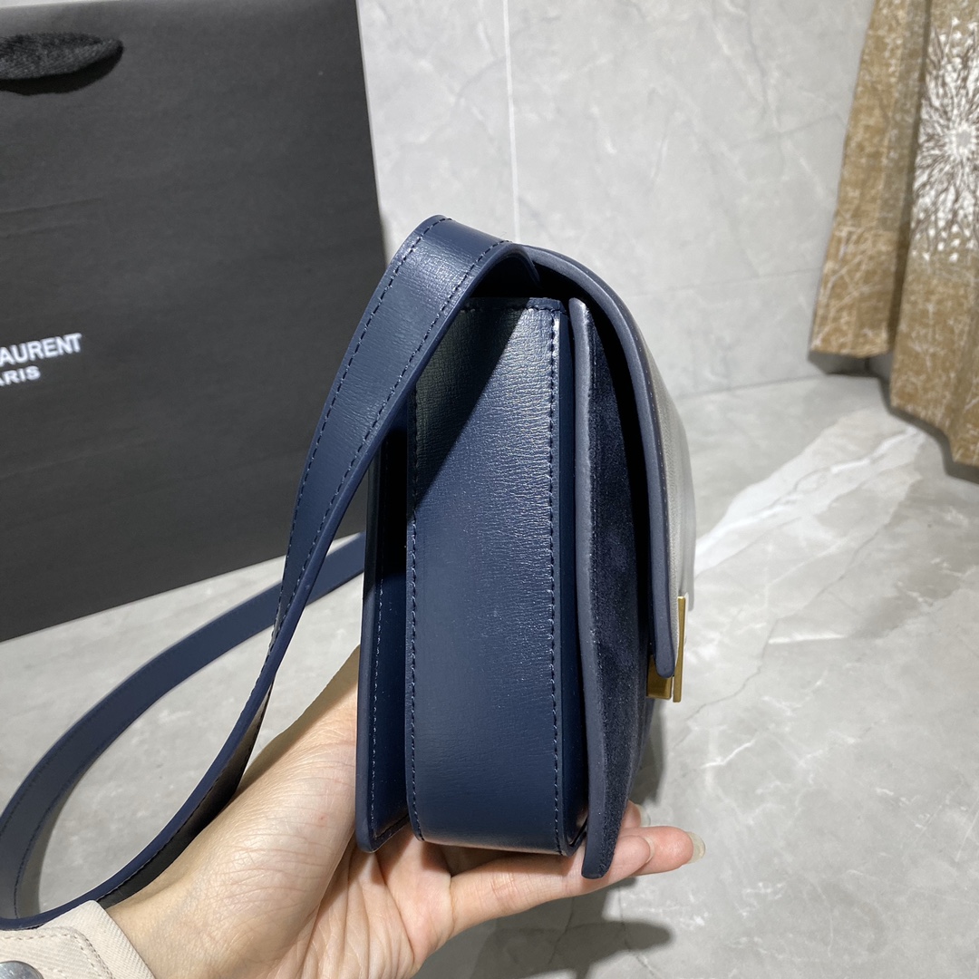 y51 medium bellechasse in leather and suede blue and G01den 482044 24 x 16 x 7 cm