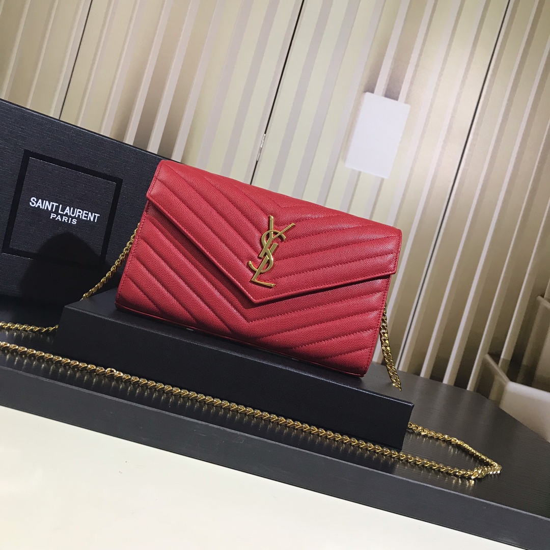 Y51 monogram chain wallet in quilted grain de poudre embossed leather rouge opyum 377828 22.5 x 14 x 4 cm