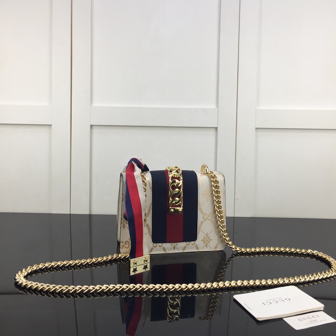 Gvc*1 mini sylvie chain bag white leather 431666 19 x 14 x 7.5 cm