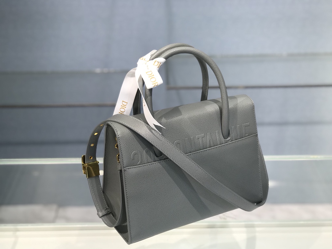 D10r medium st honorÉ tote grey grained calfskin m9321 25 x 19 x 12 cm