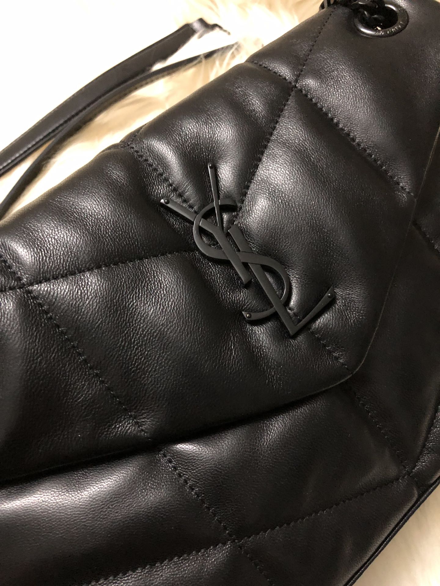 Y51 puffer small bag in quilted lambskin black and black chain 5774761 29 x 17 x 11 cm