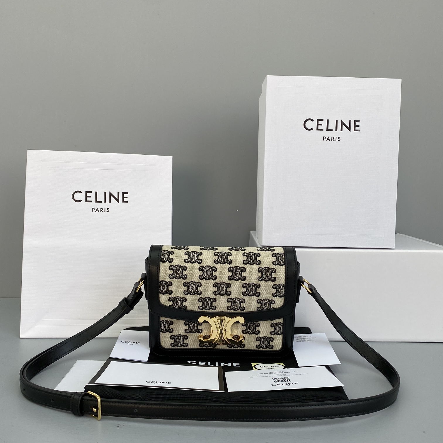Ce1i*e teen triomphe bag in textile and natural calfskin black 188882 18 x 14 x 6 cm