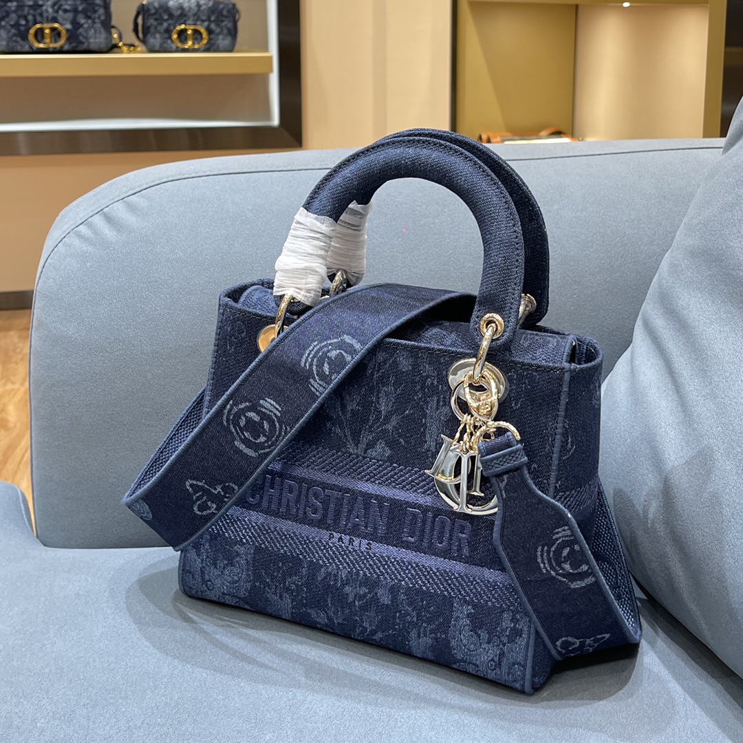 D10r medium lady d-lite bag blue summer five-frame embroidery princess m0565 24 × 20 × 11 cm