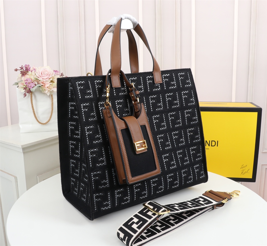 F**di spring summer 2021 tote bag monogram black 38 x 34 x 20 cm
