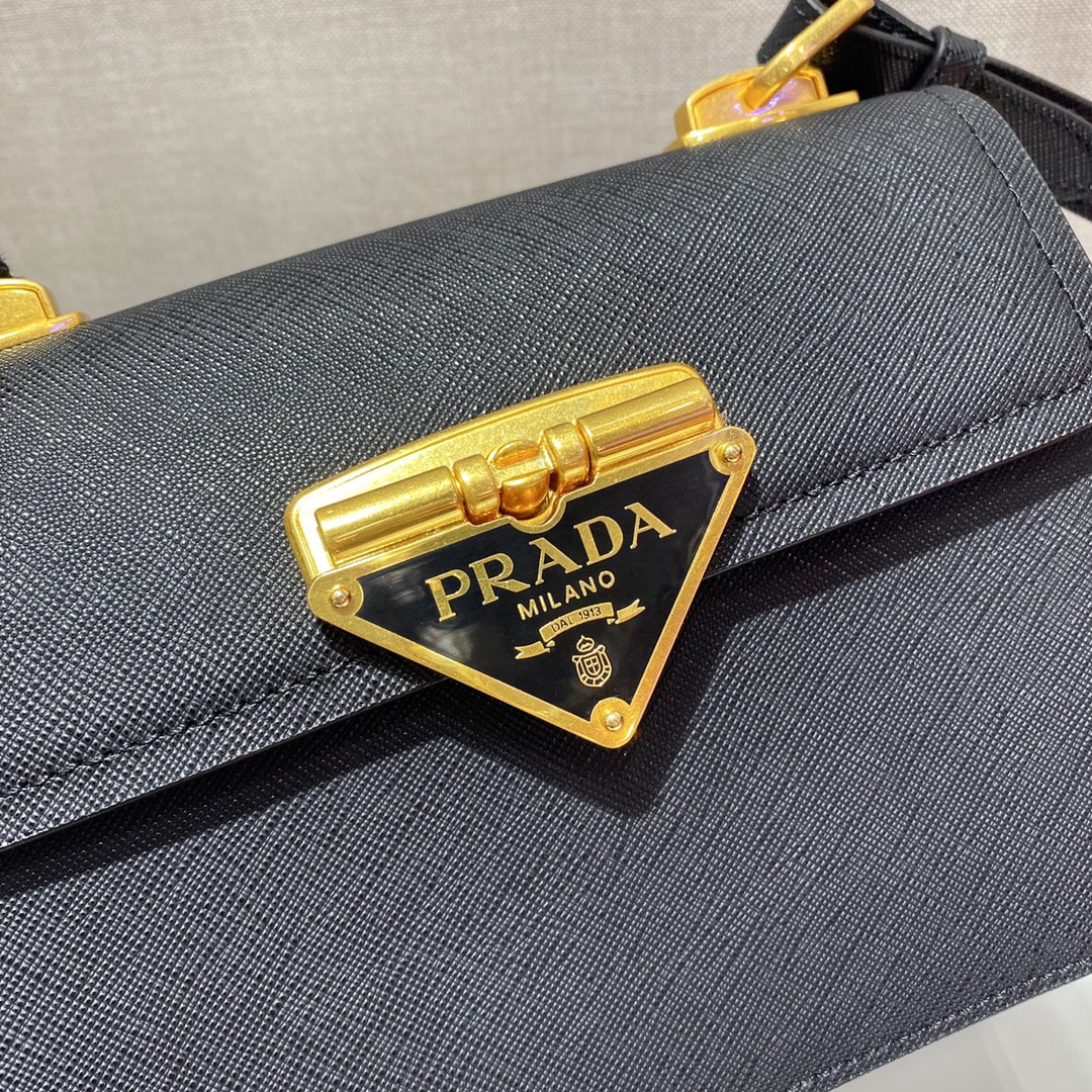Pra*a saffiano leather symbole bag black 1bd270 20 x 14 x 7 cm