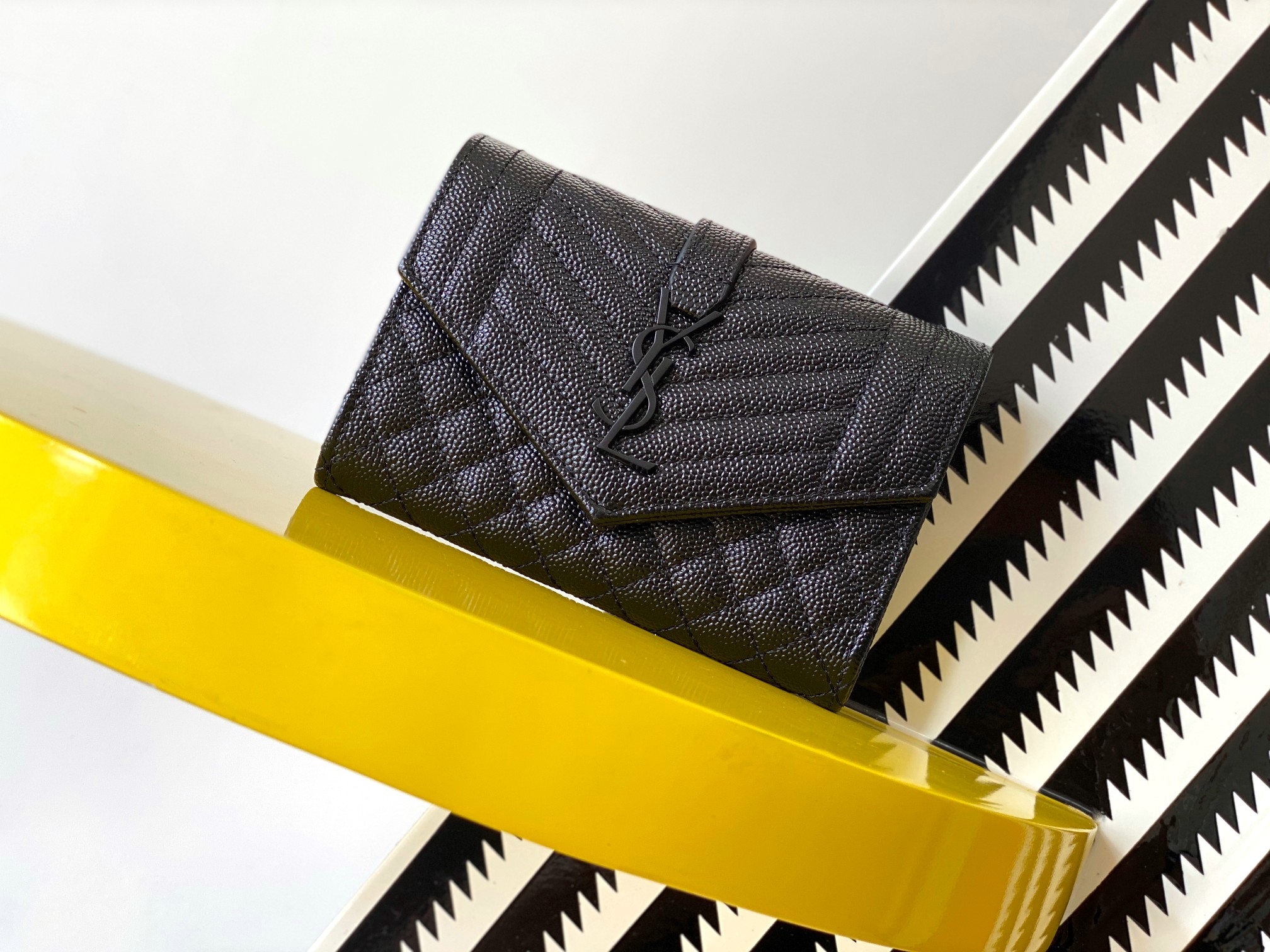 Y51 monogram small envelope wallet in mix quilted grained leather black metal 651026 13,5 x 9,5 x 3 cm