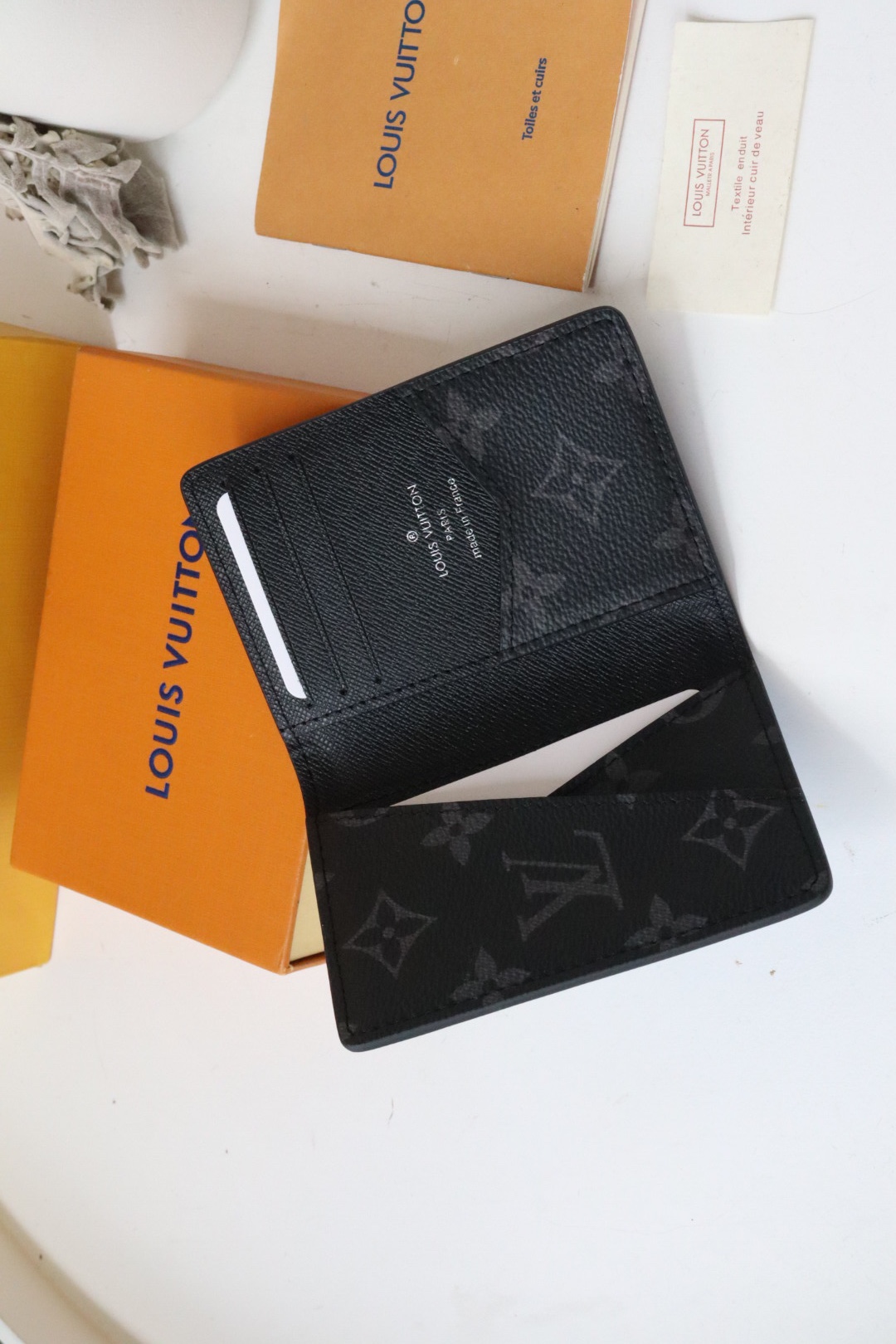 l0vis Vvtt0n pocket organizer epi leather blue m80767 8 x 11 x 1 cm