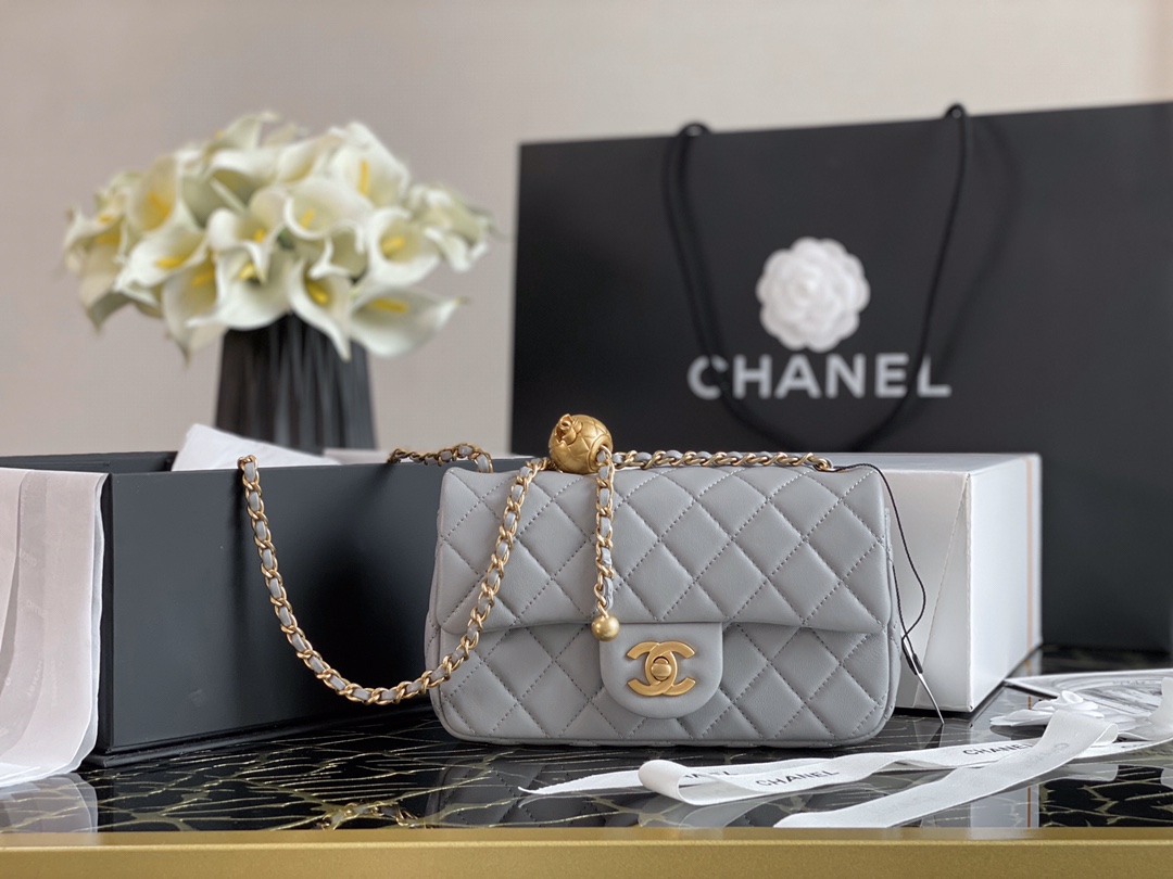 Ch**el charm strap flap bag lambskin grey as1787 17 x 20 cm