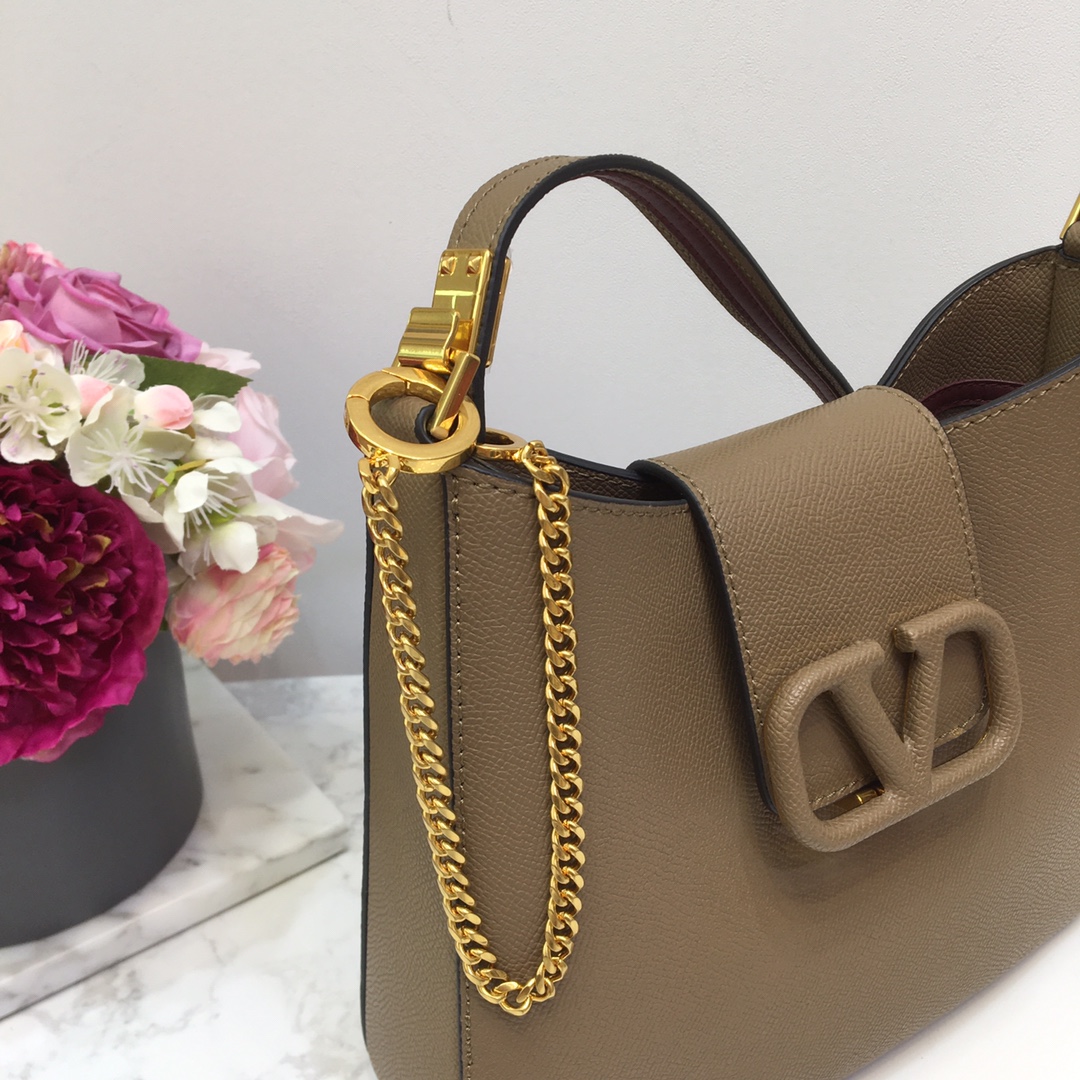 Va1e*ntin0 garavani vsling shoulder bag dark beige wb0f17hfb 24 x 6 x 21 cm
