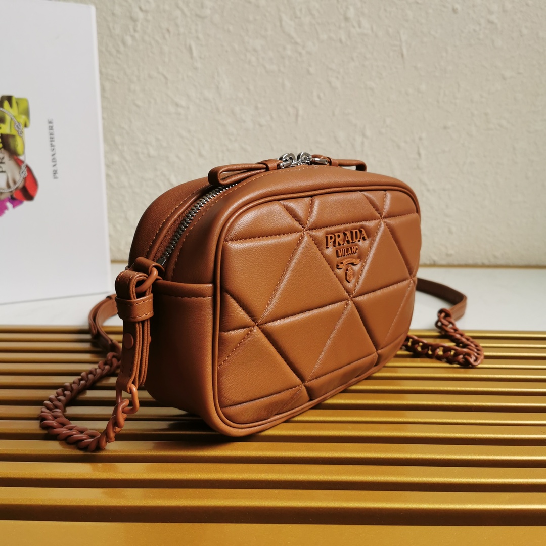 Pra*a spectrum shoulder bag quilted nappa leather brown 1bh141 13.5 x 21 x 8 cm