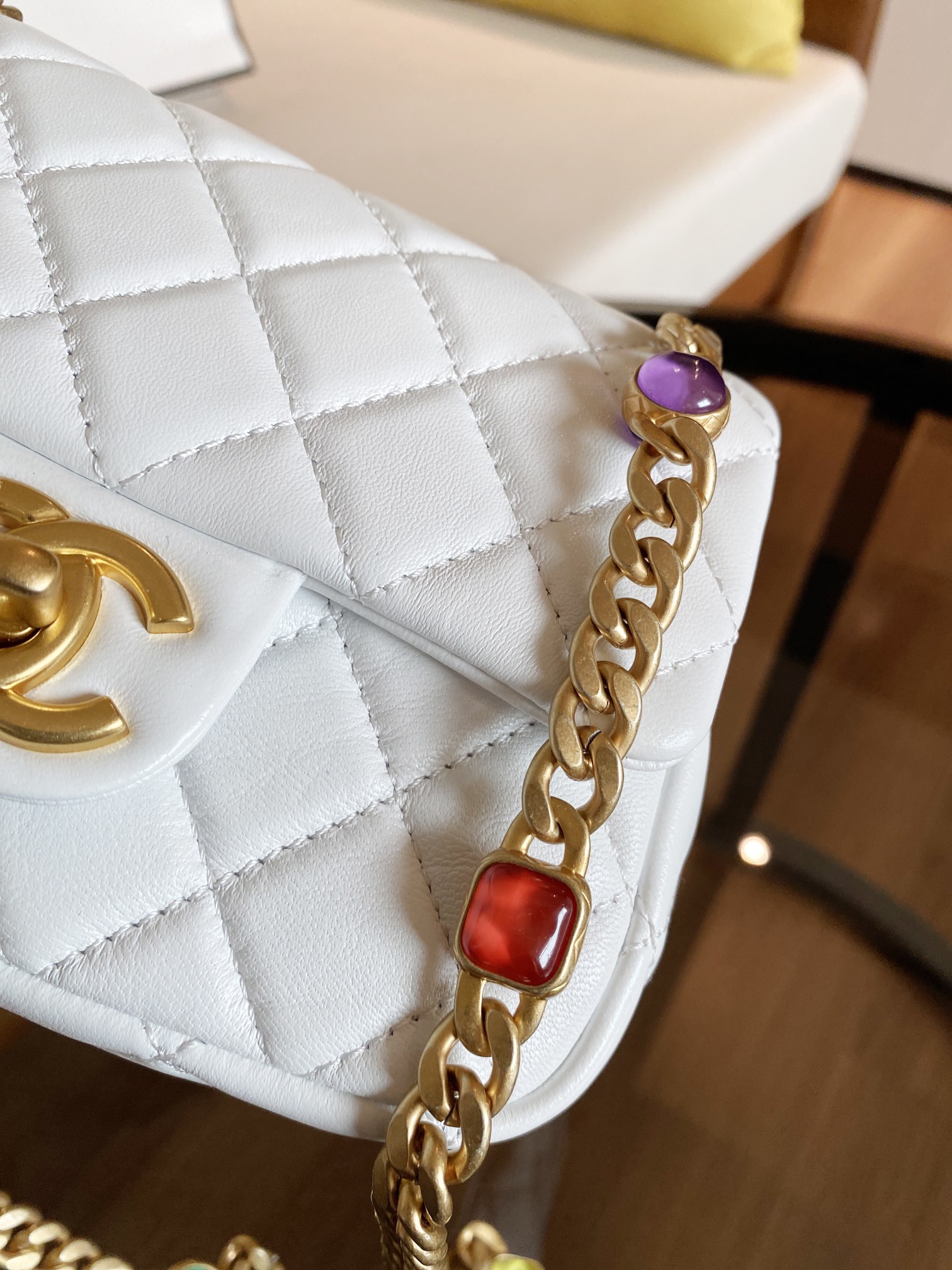 Ch**el mini square resin bag stones chain lambskin white as2379 13 x 17 x 7 cm