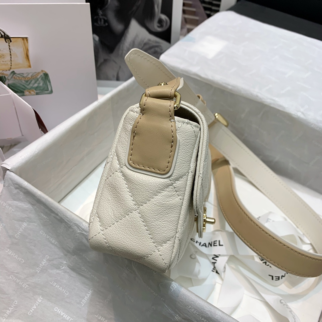Ch**el calfskin flap bag white as2273 20cm