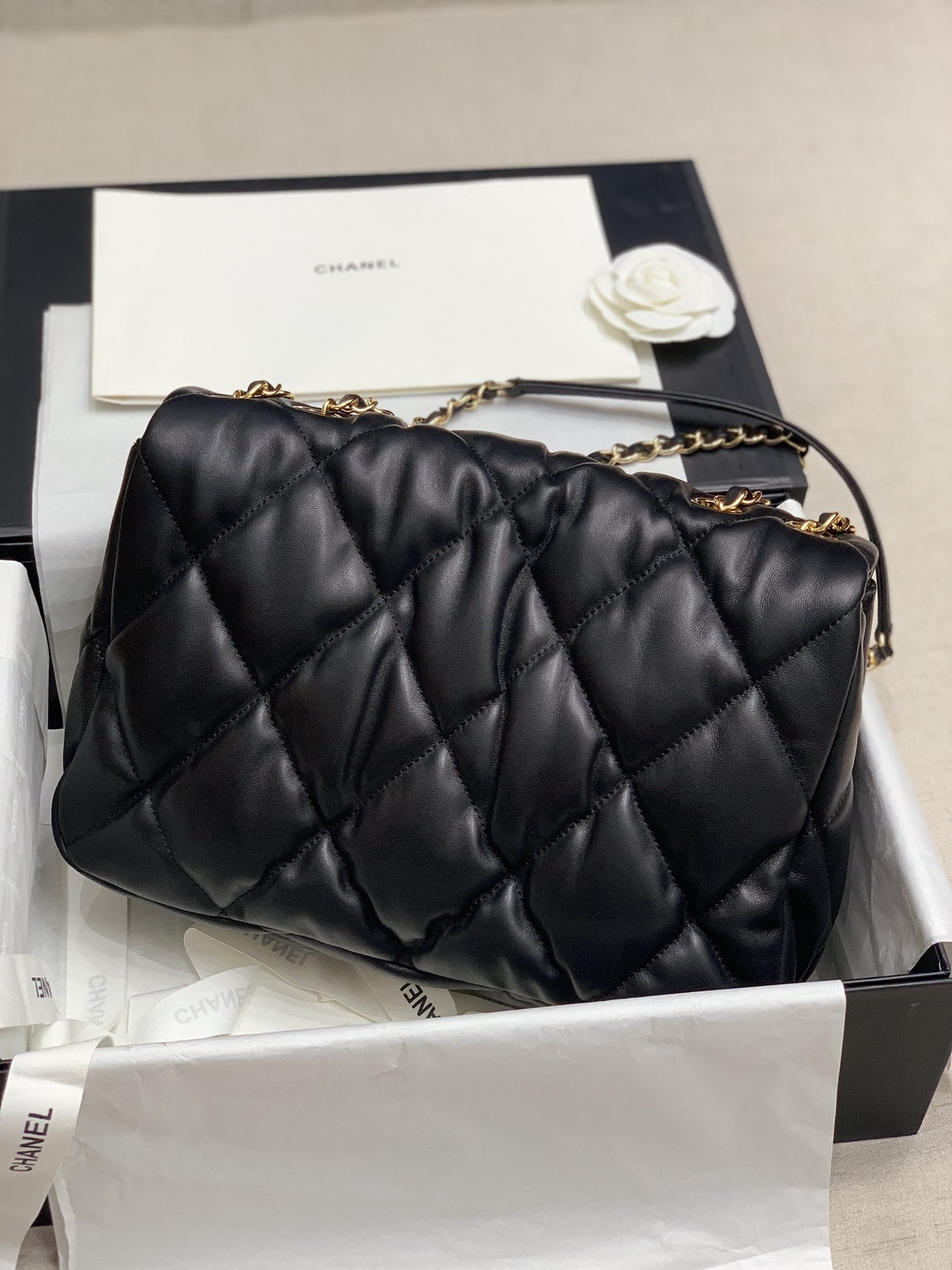 Ch**el large calfskin bubbly flap bag black as2234 29.5 x 20 x 12.5 cm