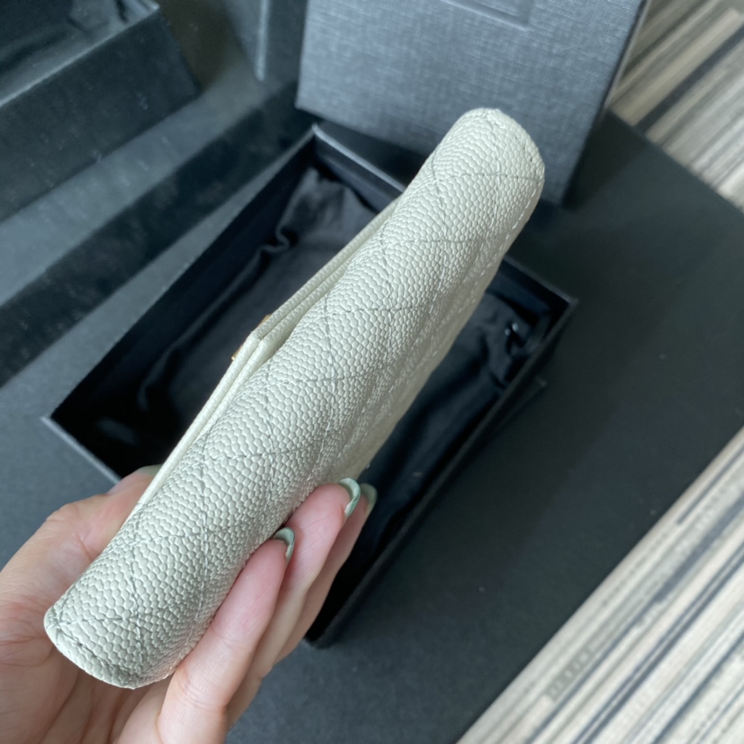 Y51 small monogram envelope wallet in mix matelassÉ grain de poudre embossed leather white 651026 13.5 x 9.5 x 3 cm