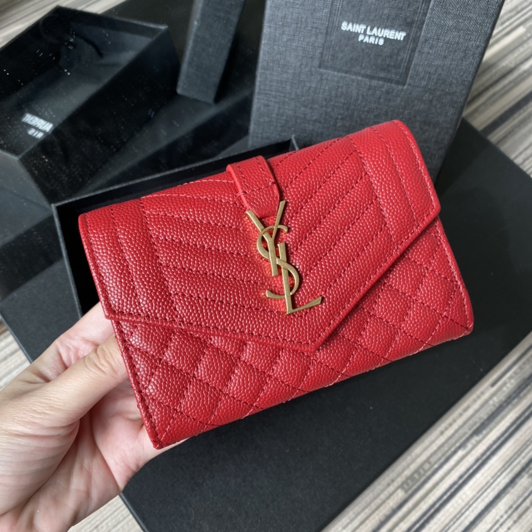 Y51 small monogram envelope wallet in mix matelassÉ grain de poudre embossed leather red 651026 13.5 x 9.5 x 3 cm