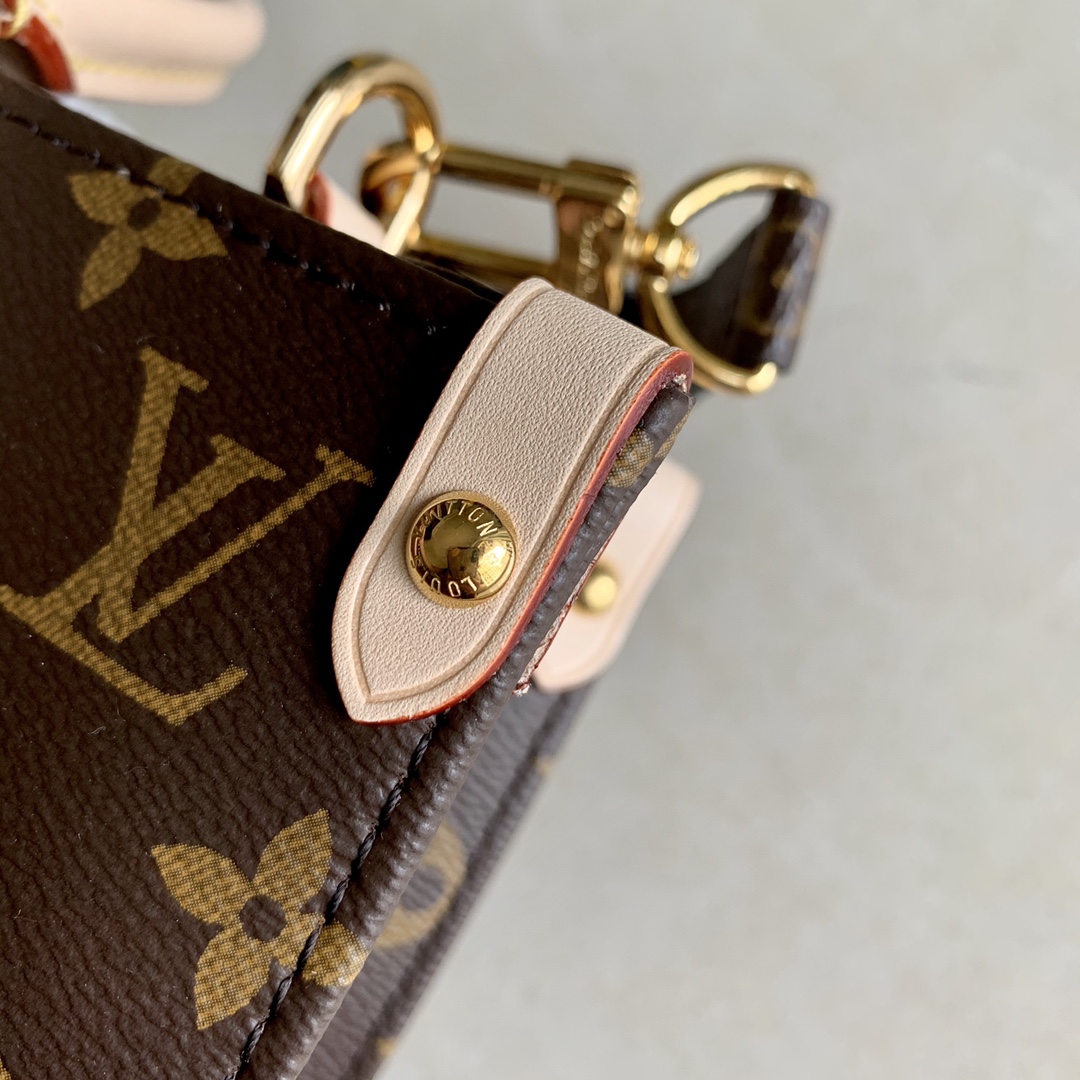 l0vis Vvtt0n sac plat messenger monogram empreinte leather m45848 30 x 10 x 31 cm