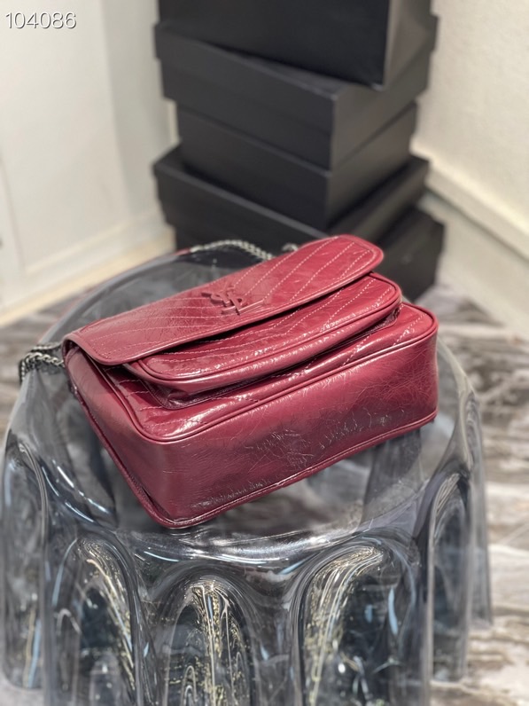 Y51 niki medium crinkled vintage leather burgundy 4988940 28 x 20 x 8 cm