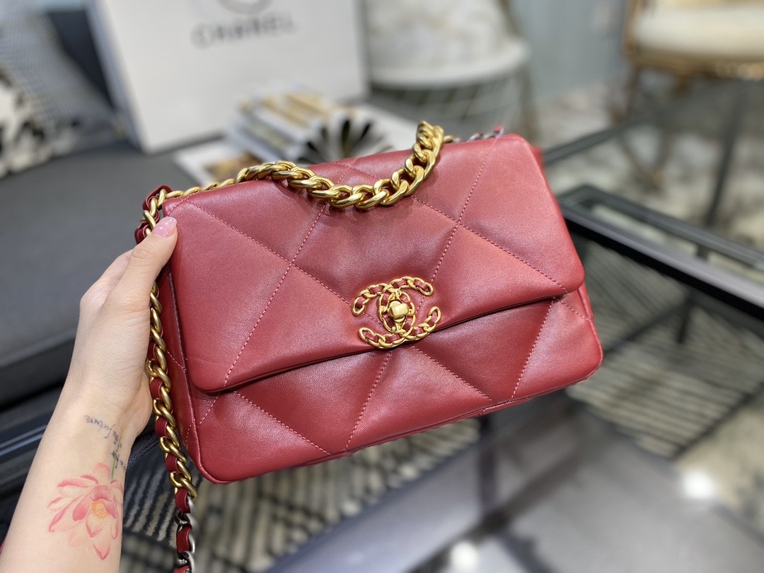 Ch**el 19 handbag lambskin burgundy as1160 26cm
