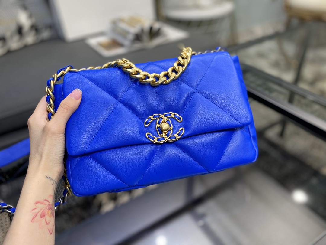 Ch**el 19 handbag lambskin neon blue as1160 26cm