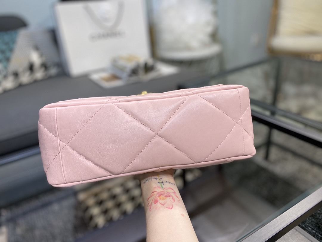 Ch**el large 19 handbag lambskin pink as1161 30cm