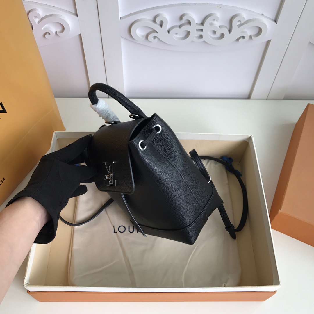 l0vis Vvtt0n mini lockme backpack calfskin leather black m54573 16 x 19.4 x 10 cm