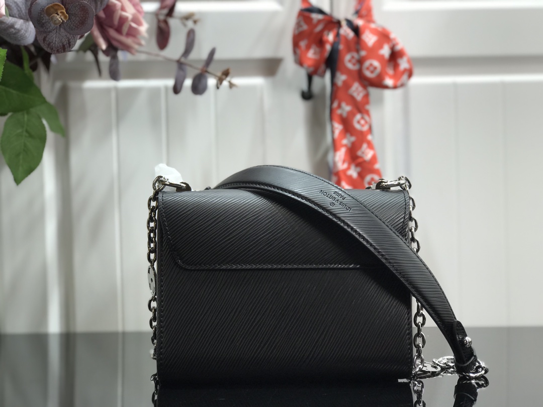 l0vis Vvtt0n twist pm epi cowhide leather black m55531 19 x 15 x 9 cm