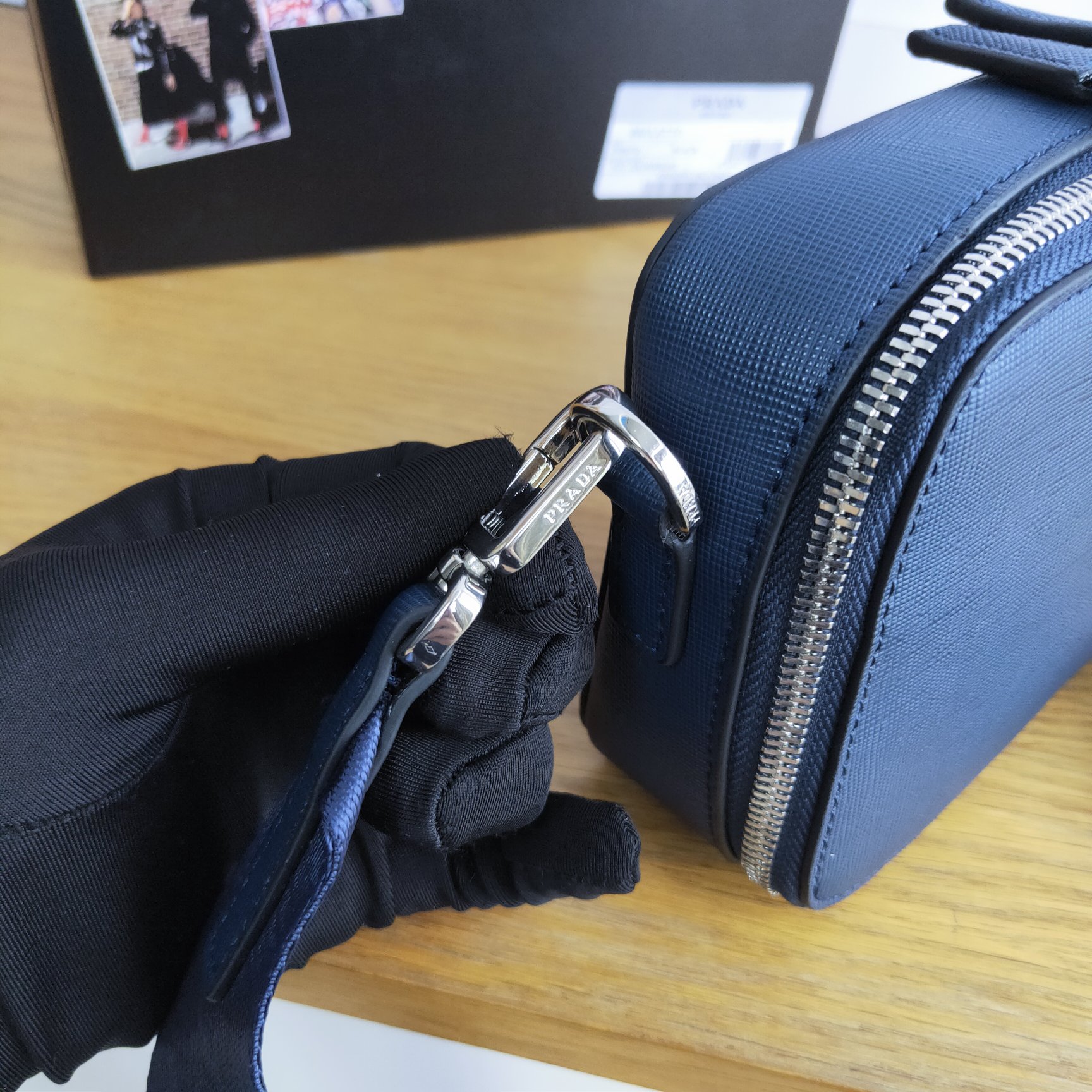 Pra*a brique saffiano leather cross-body bag blue 2vh070 18 x 12 x 5.5 cm