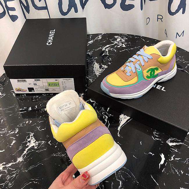 Ch**el sneaker 009