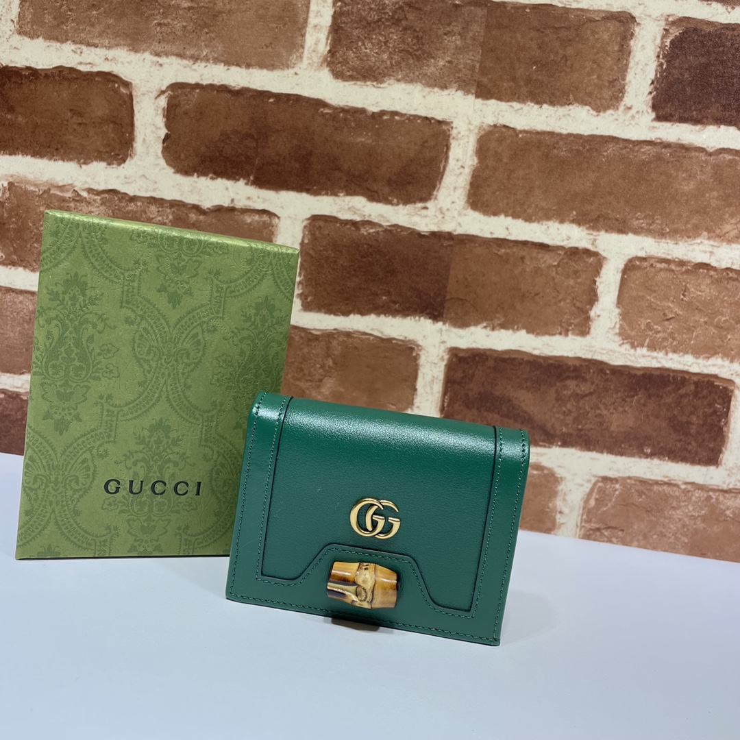 Gvc*1 diana card case wallet green 658244 11 x 8 x 2.5 cm