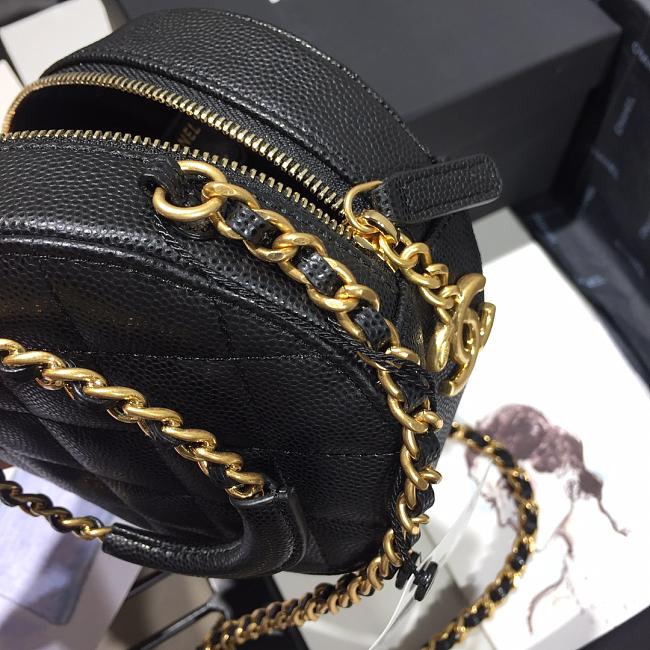 Ch**el woven chain handle round bag black ap1176 12 x 12 x 5 cm