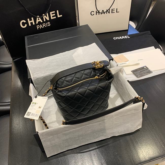 Ch**el small lambskin hobo bag black as1745 15 x 15 x 12 cm
