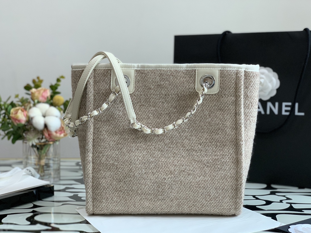 Ch**el deauville tote bag  grey 28 cm