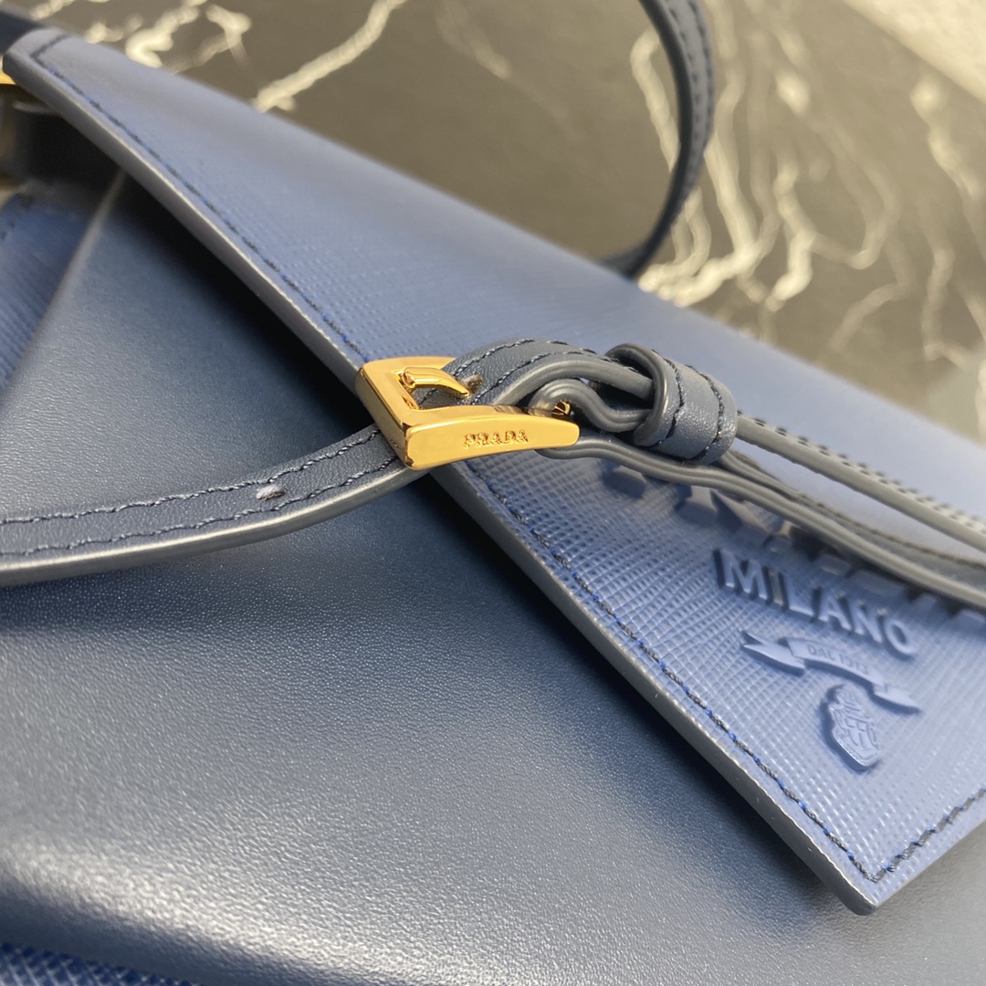 Pra*a mini saffiano leather bag dark blue 1bp020 20 x 12 x 4 cm