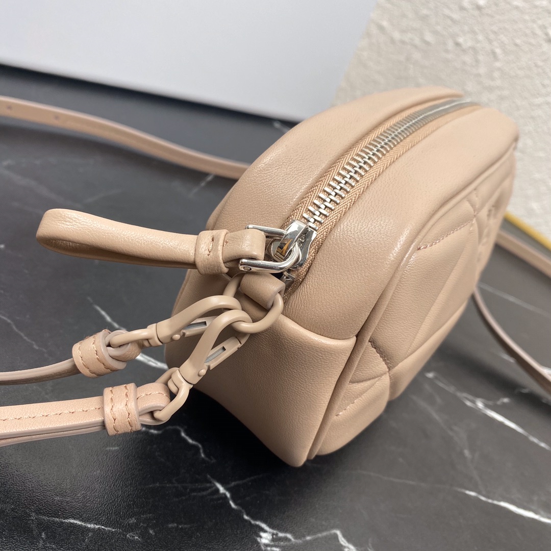 Pra*a mini spectrum quilted nappa leather light beige 1dh046 10 x 19  x 5.5 cm