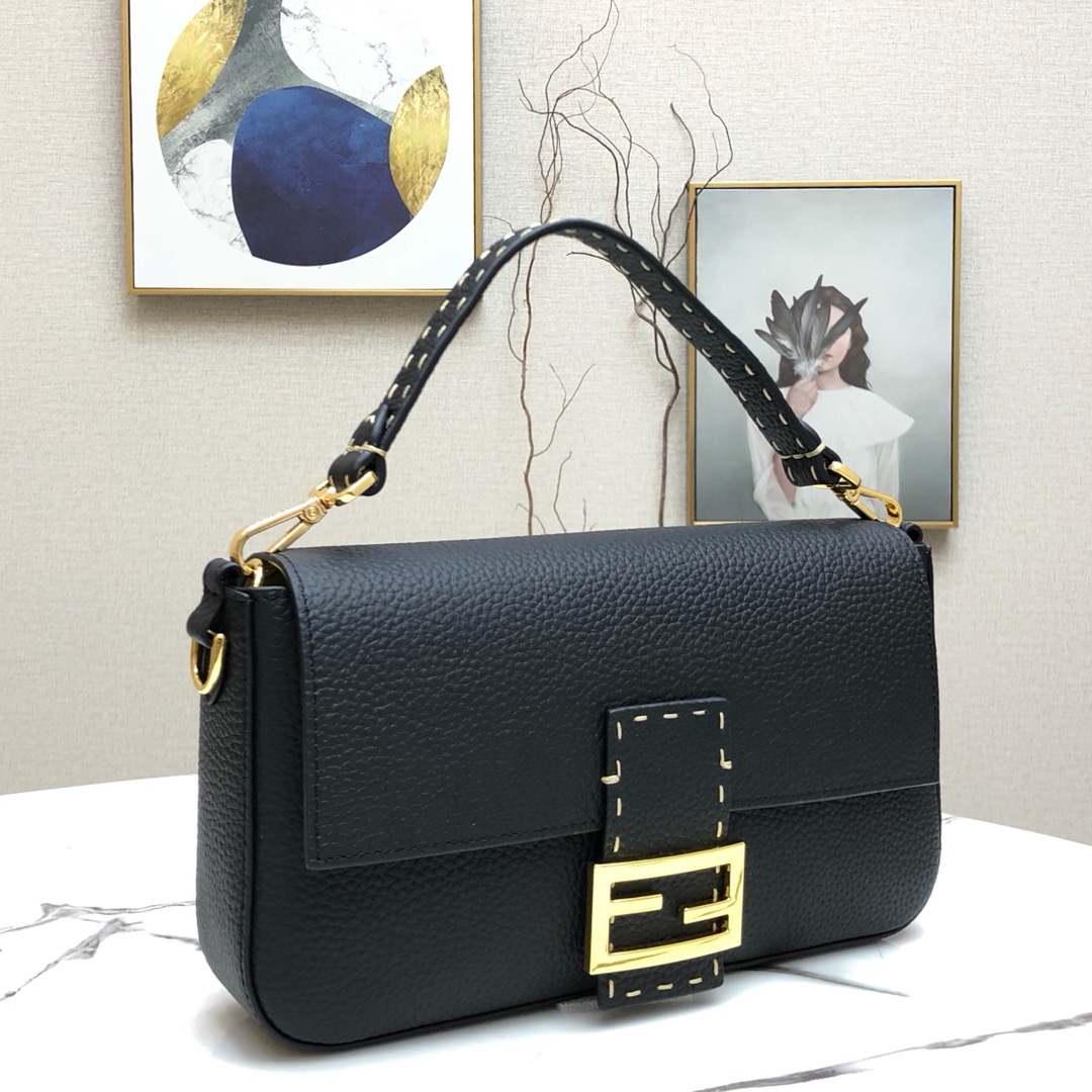 F**di medium 1997 baguette leather black 26 x 14 x 4 cm