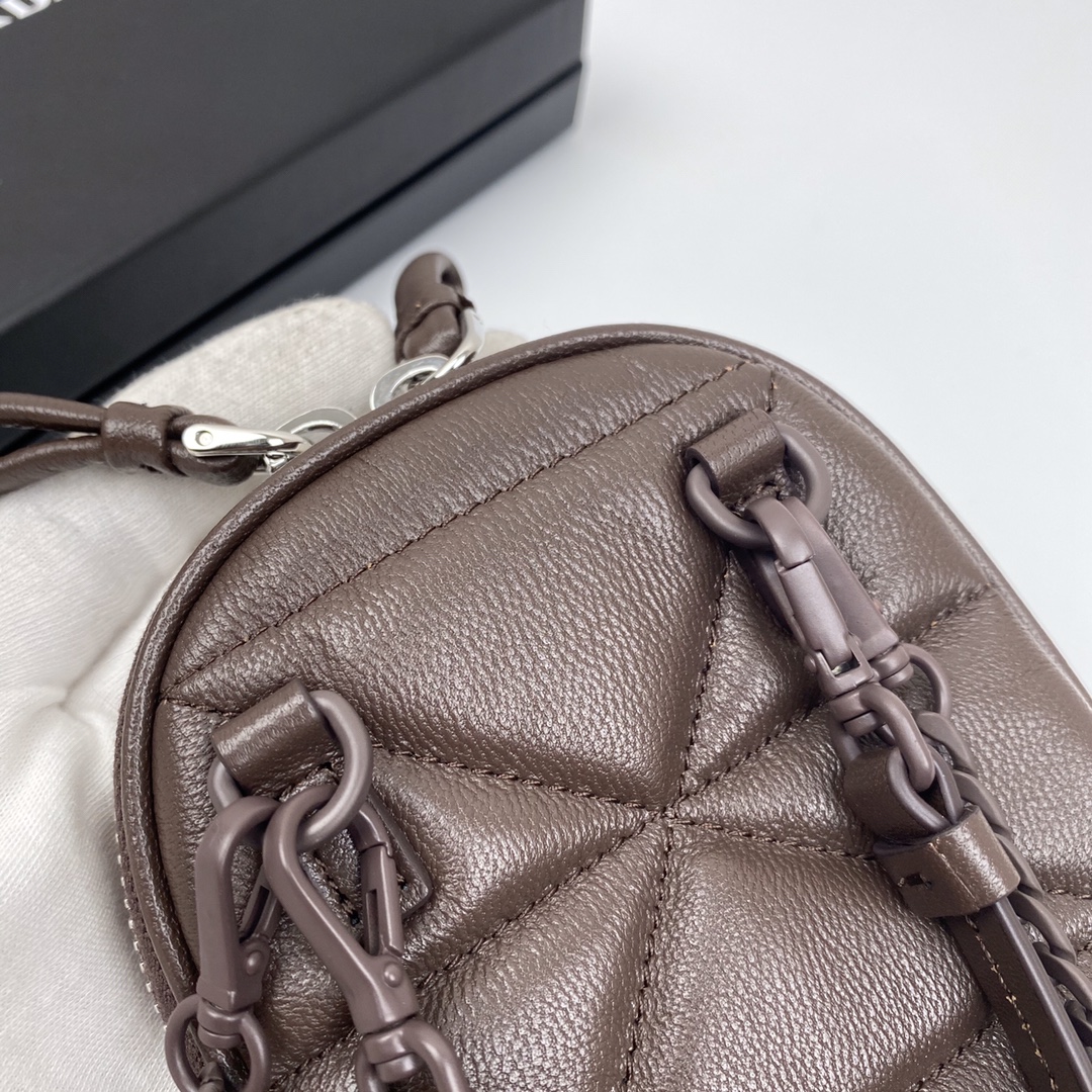 Pra*a mini spectrum quilted nappa leather dark brown 1dh030 10.5 x 18 cm