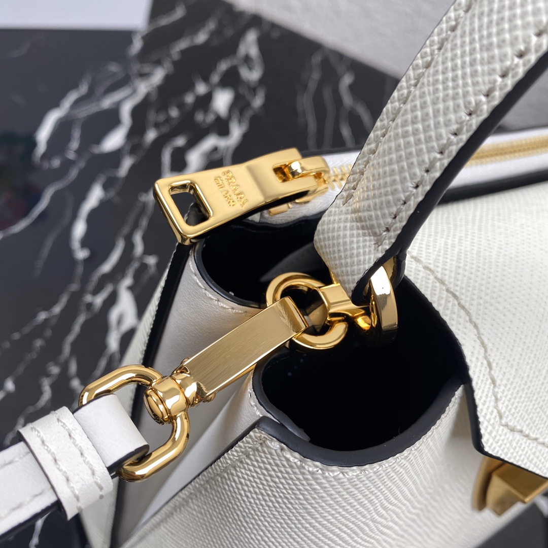 Pra*a saffiano leather tote white 1bn012 24 × 20 × 12.4 cm