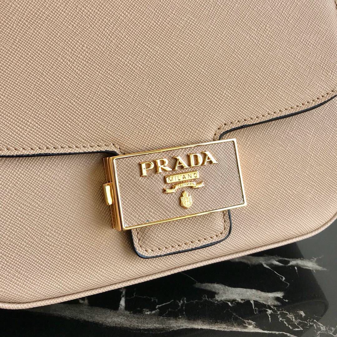 Pra*a saffiano leather emblème bag light beige 1bd217 20.5 x 14 x 5 cm