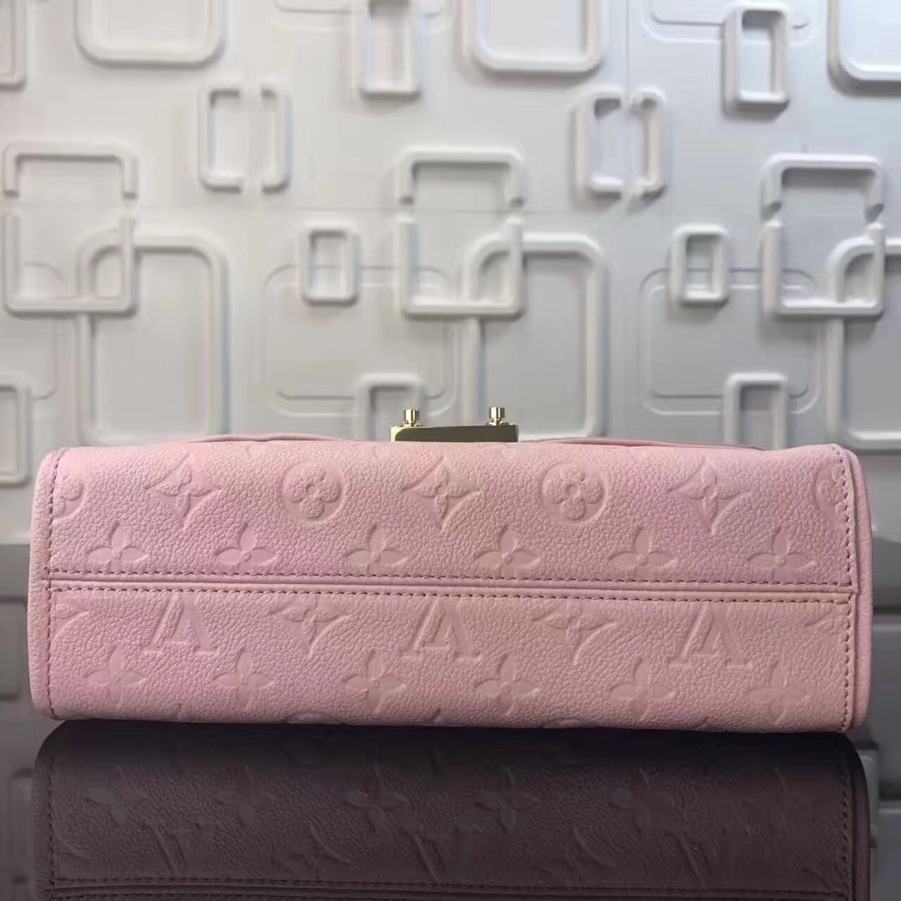 l0vis Vvtt0n saint sulpice bag monogram empreinte leather pink m43393 25 x 16.5 x 9 cm